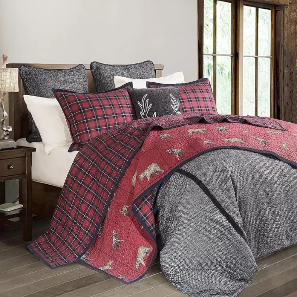 Woodland Bear Moose 3 Piece King Quilt Set with Pillow Shams