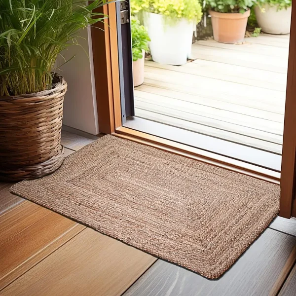 Hand Woven Natural Jute 2'X3' Braided Rug